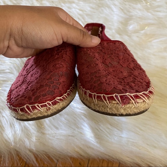 Schutz Red Lace Espadrilles Size 6 - Picture 2 of 4